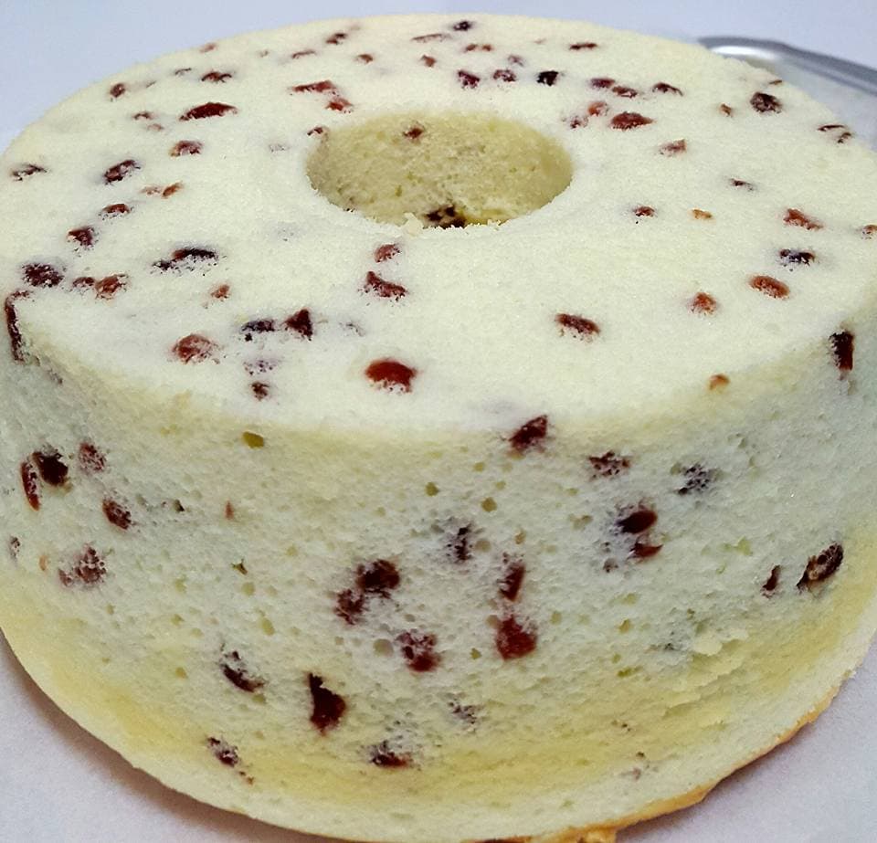 Yogurt Cranberry Chiffon Cakes