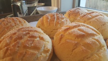 Melon Bread (メロンパン or 菠萝面包)