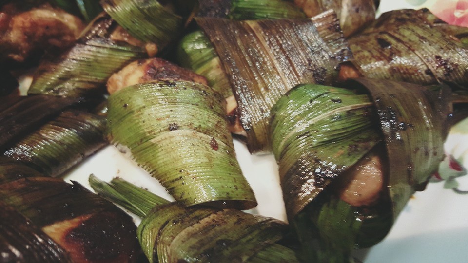 Pandan Chicken ( ไก่ ใบเตย)