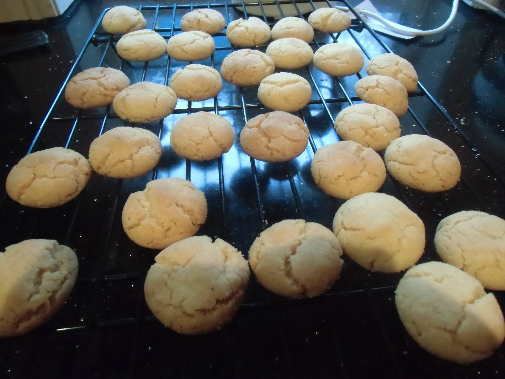 Sugee Cookies