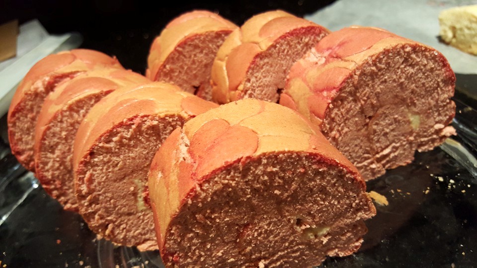 Red Velvet Swiss Roll (for a quick Valentine’s day bake)
