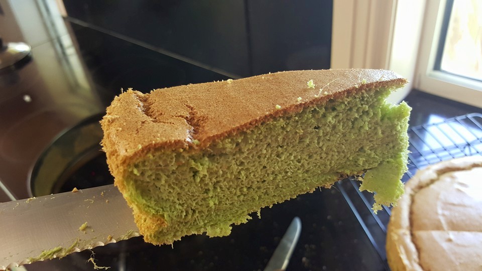 Hi-fibre Sugarless Gluten-free Vegetarian Pandan Cake