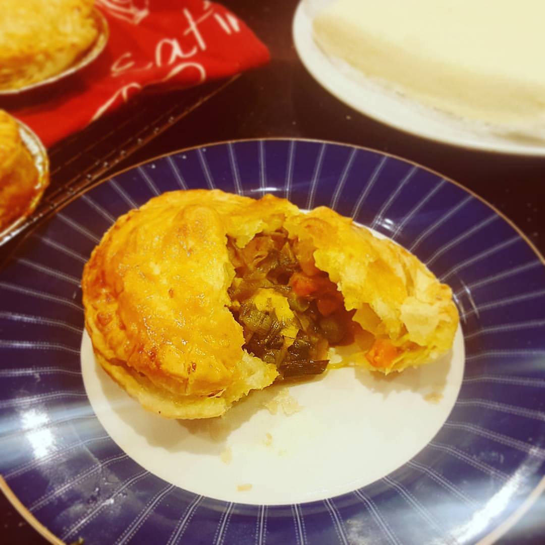 Curried Chicken and Leek Pie