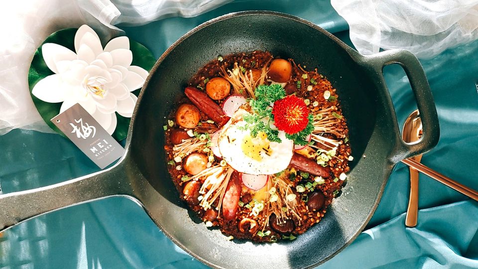 Chinese Paella – Maur Yeung