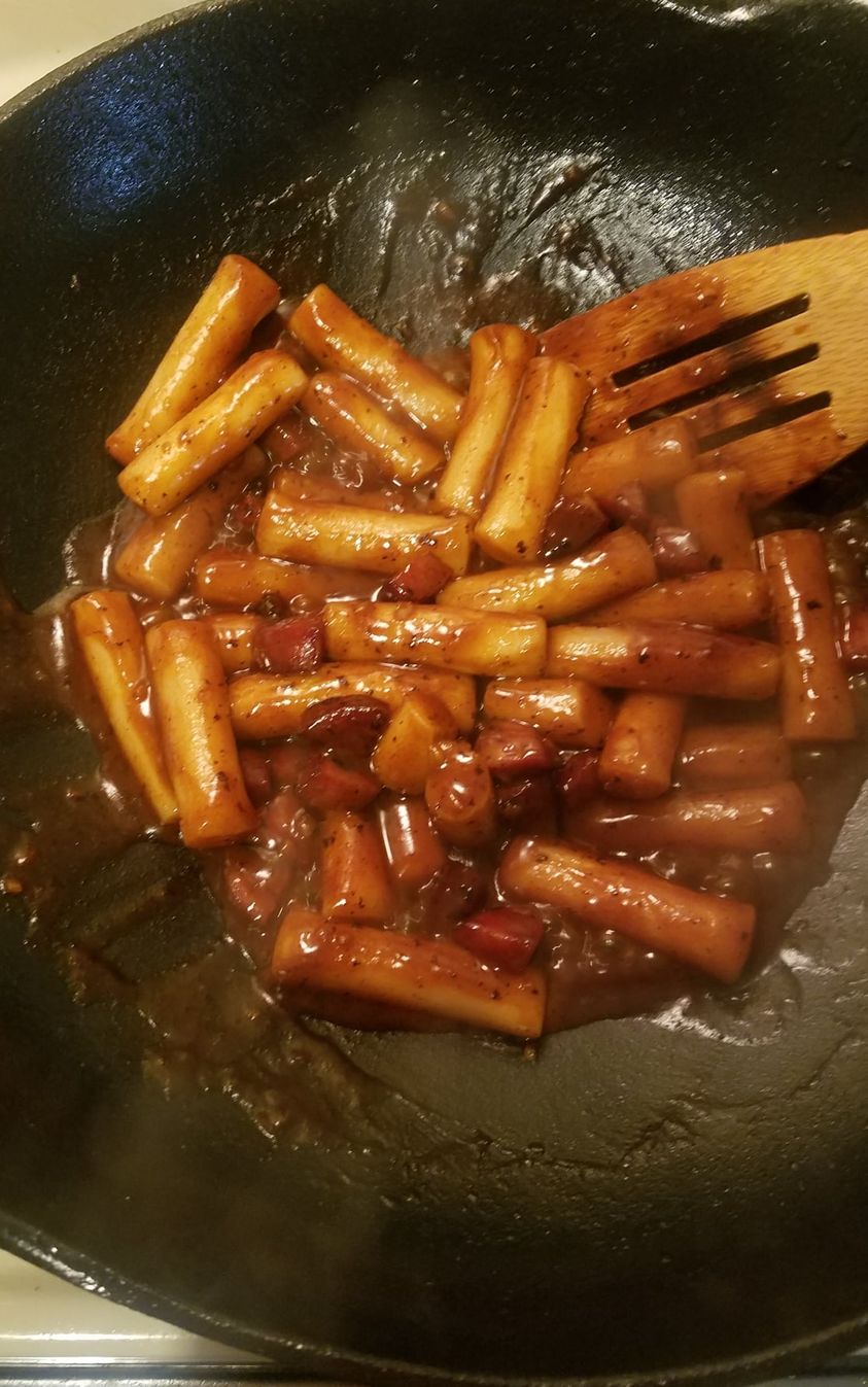Miso Tteokbokki – Helen Murphy